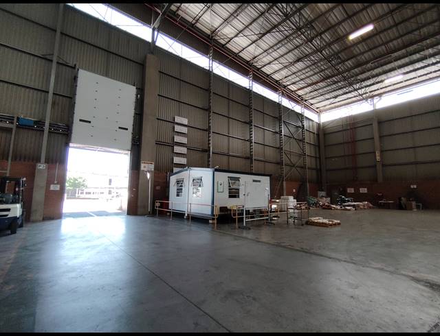 21,491M² WAREHOUSE TO LET IN GOSFORTH PARK